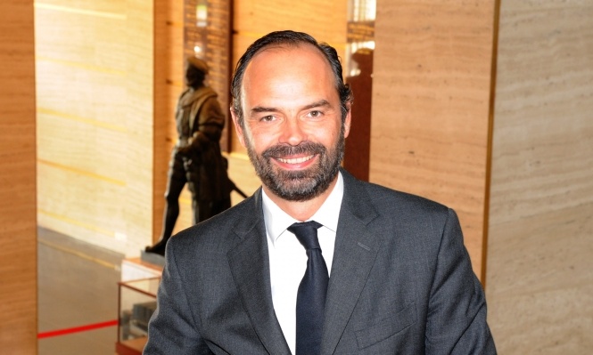 học phí Pháp tăng 16 lần ảnh 1 hoc phi Phap tang 16 lan anh 1