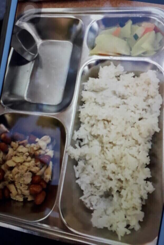 suất ăn 22.000 đồng ảnh 1 suat an 22.000 dong anh 1