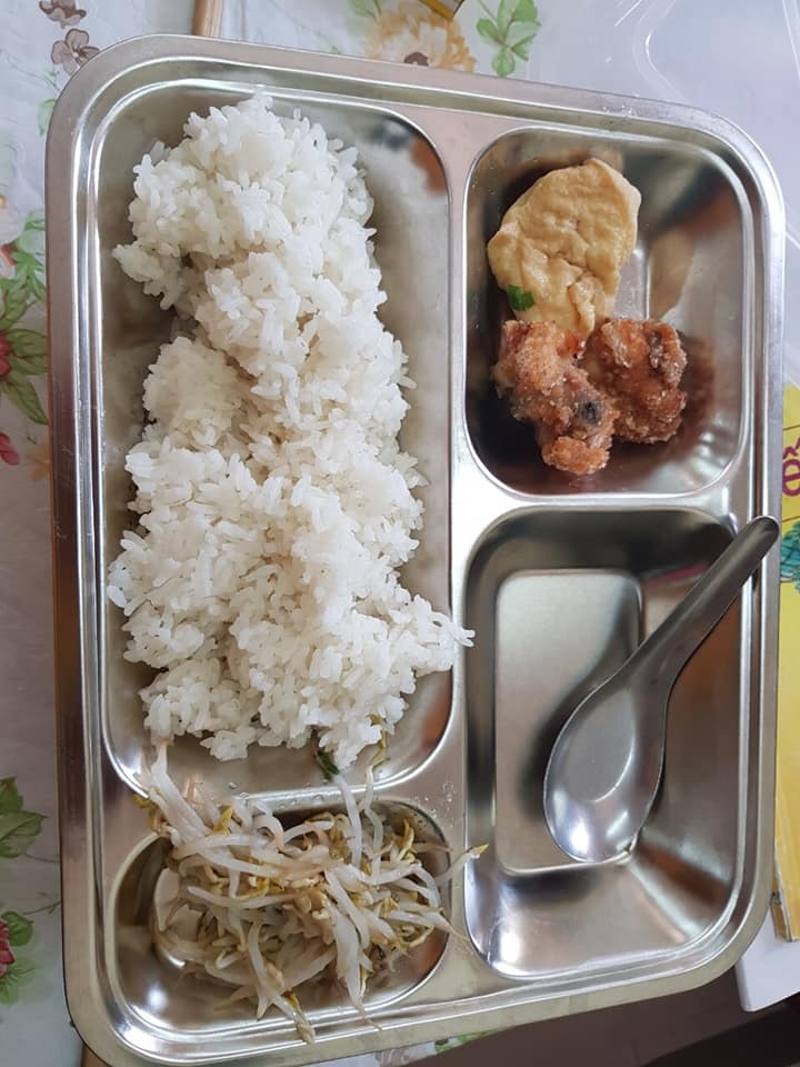 suất ăn 22.000 đồng ảnh 2 suat an 22.000 dong anh 2