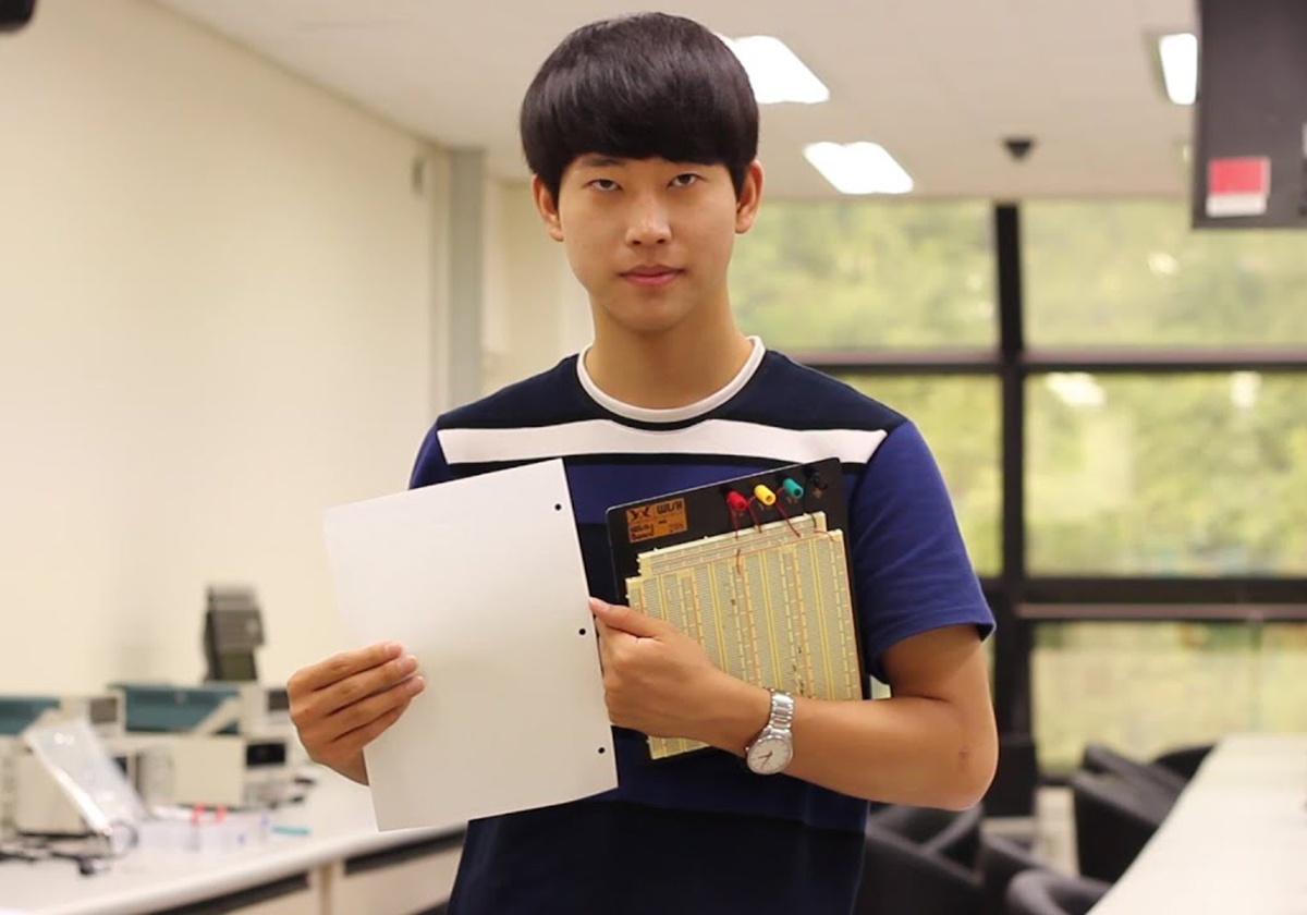 Ben trong ngoi truong dao tao CEO hang dau Han Quoc hinh anh