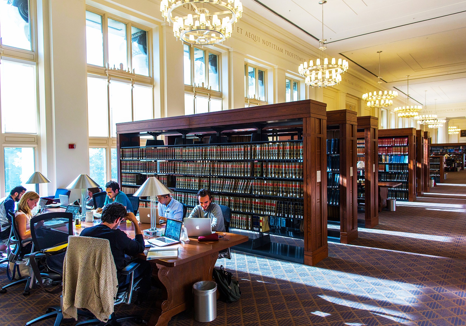 thu vien dai hoc harvard anh 6