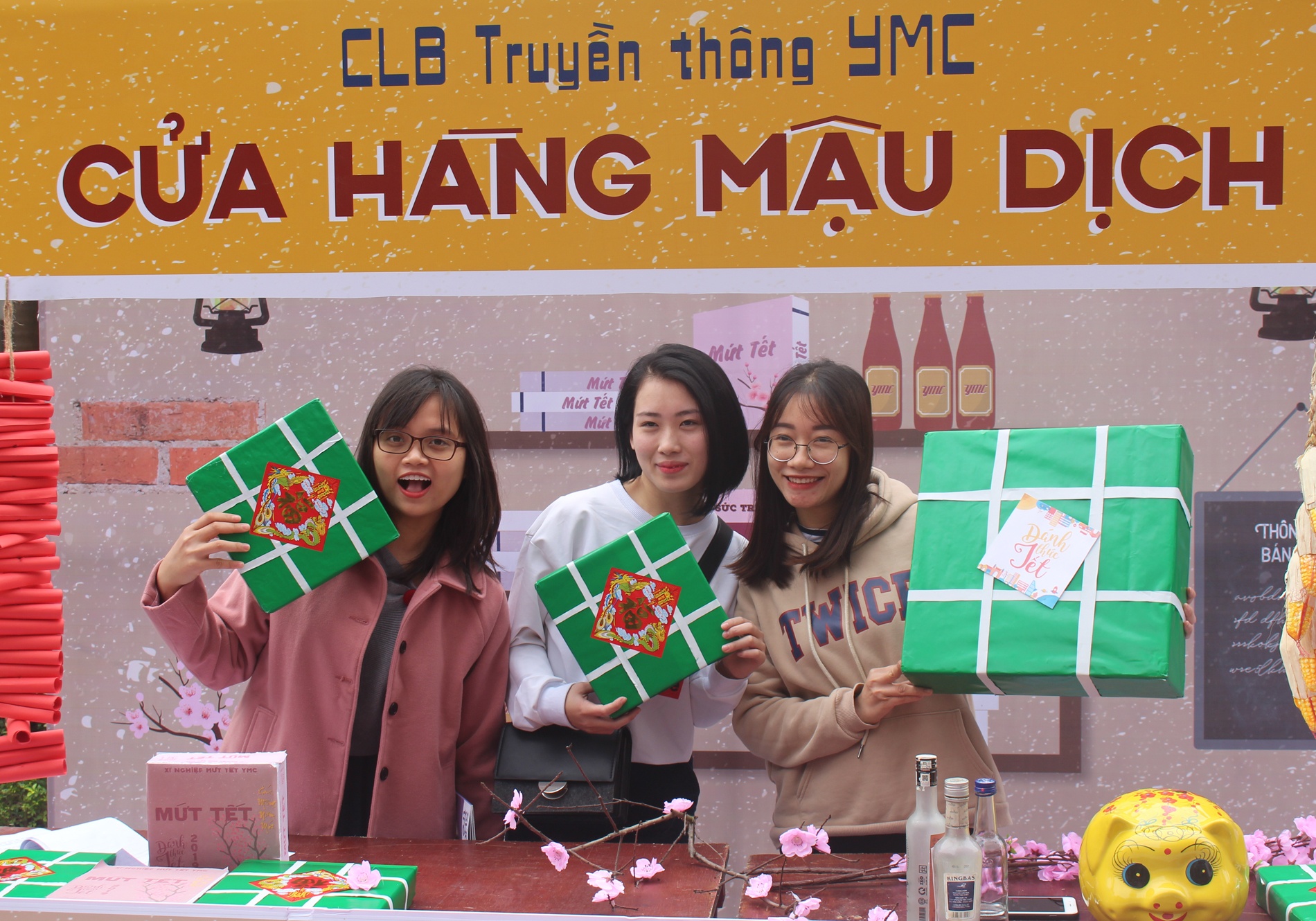 danh thuc tet co truyen anh 2