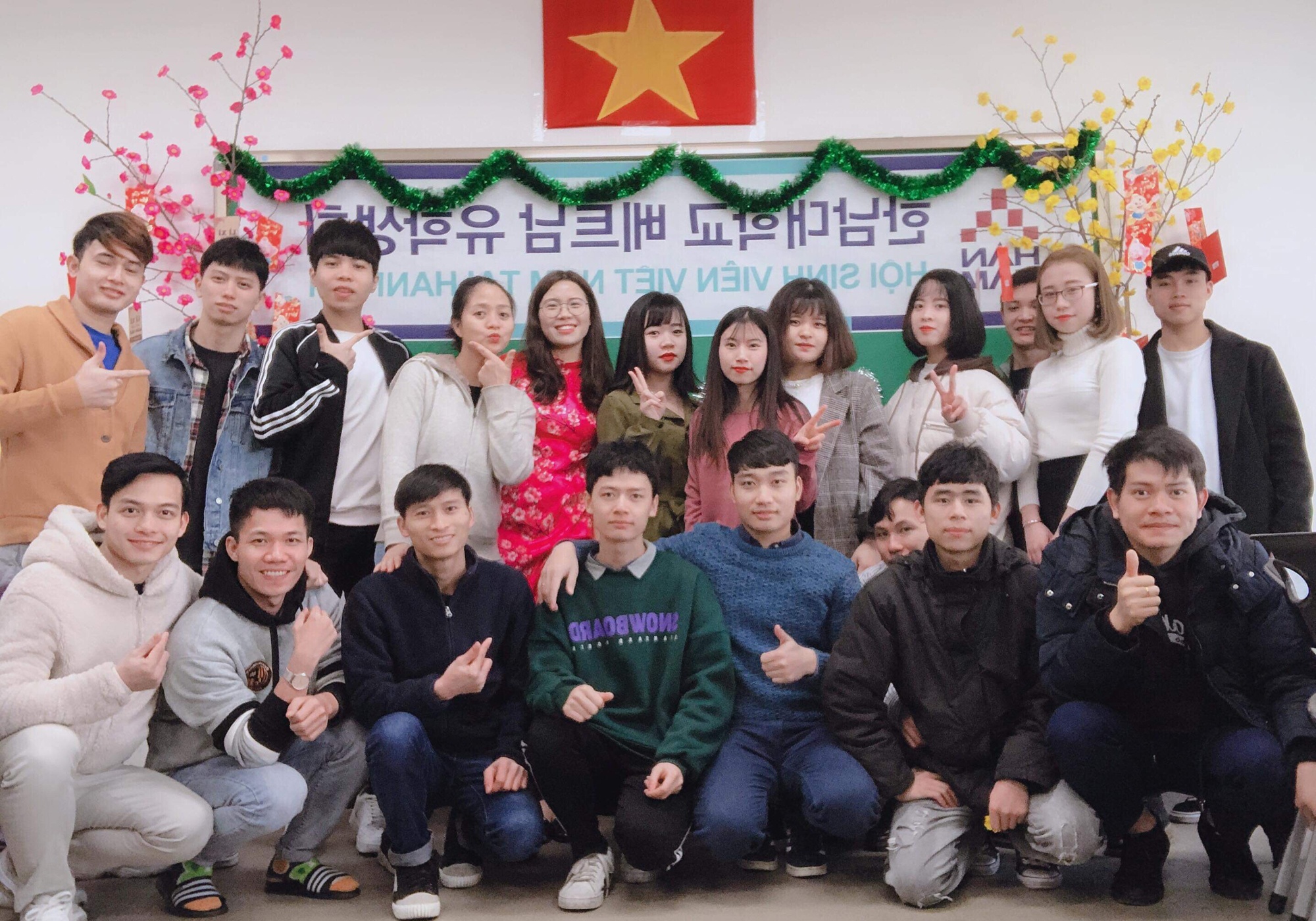 Dem 30 Tet dam huong vi Viet cua du hoc sinh o Han Quoc hinh anh
