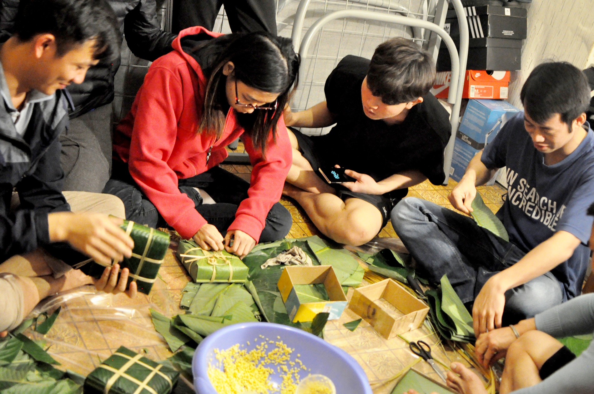 du hoc sinh don Tet anh 4