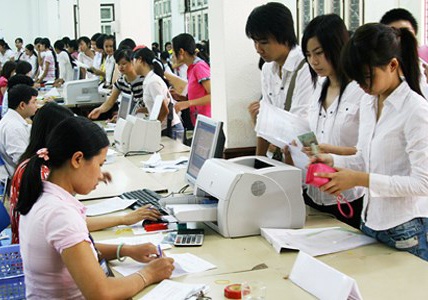 Bien dong hoc phi dai hoc nam 2019 hinh anh