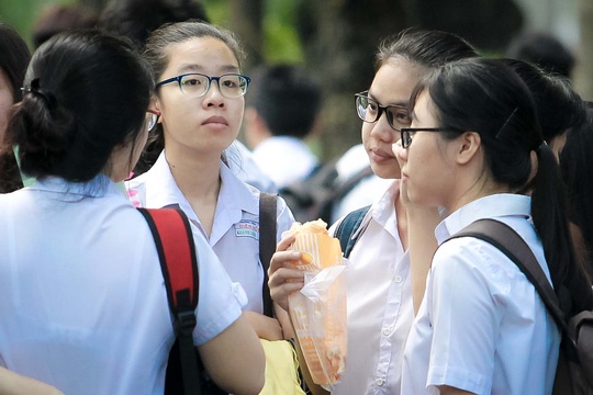 Thi đánh giá năng lực ảnh 1 Thi danh gia nang luc anh 1