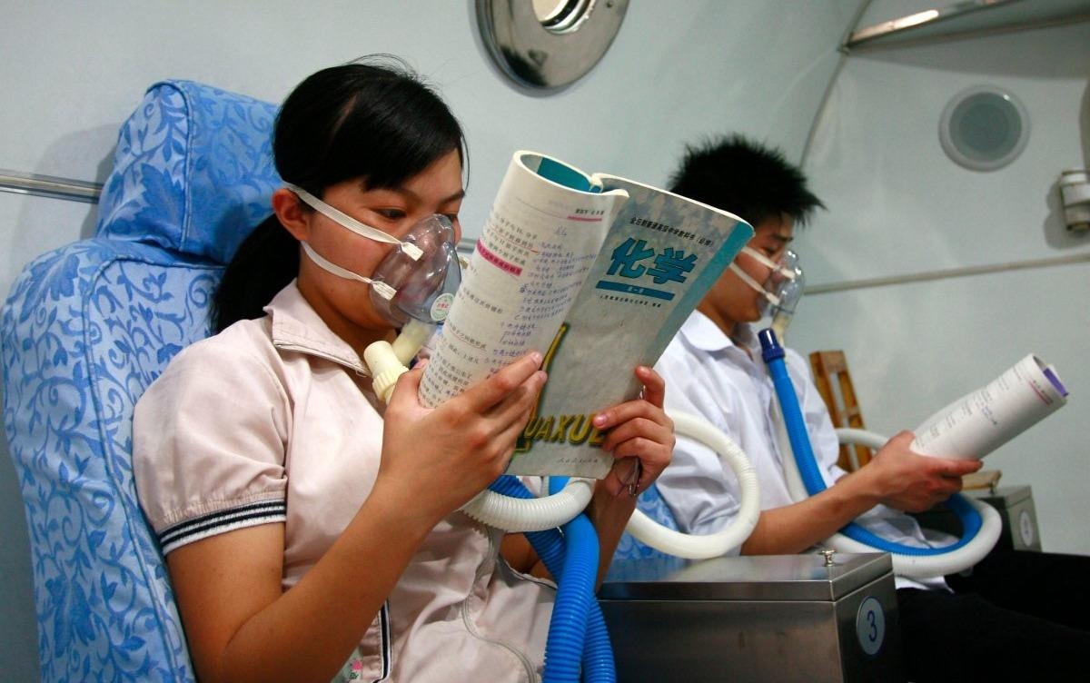 Hoc hanh cang thang, hoc sinh chon cai chet tu giai thoat hinh anh