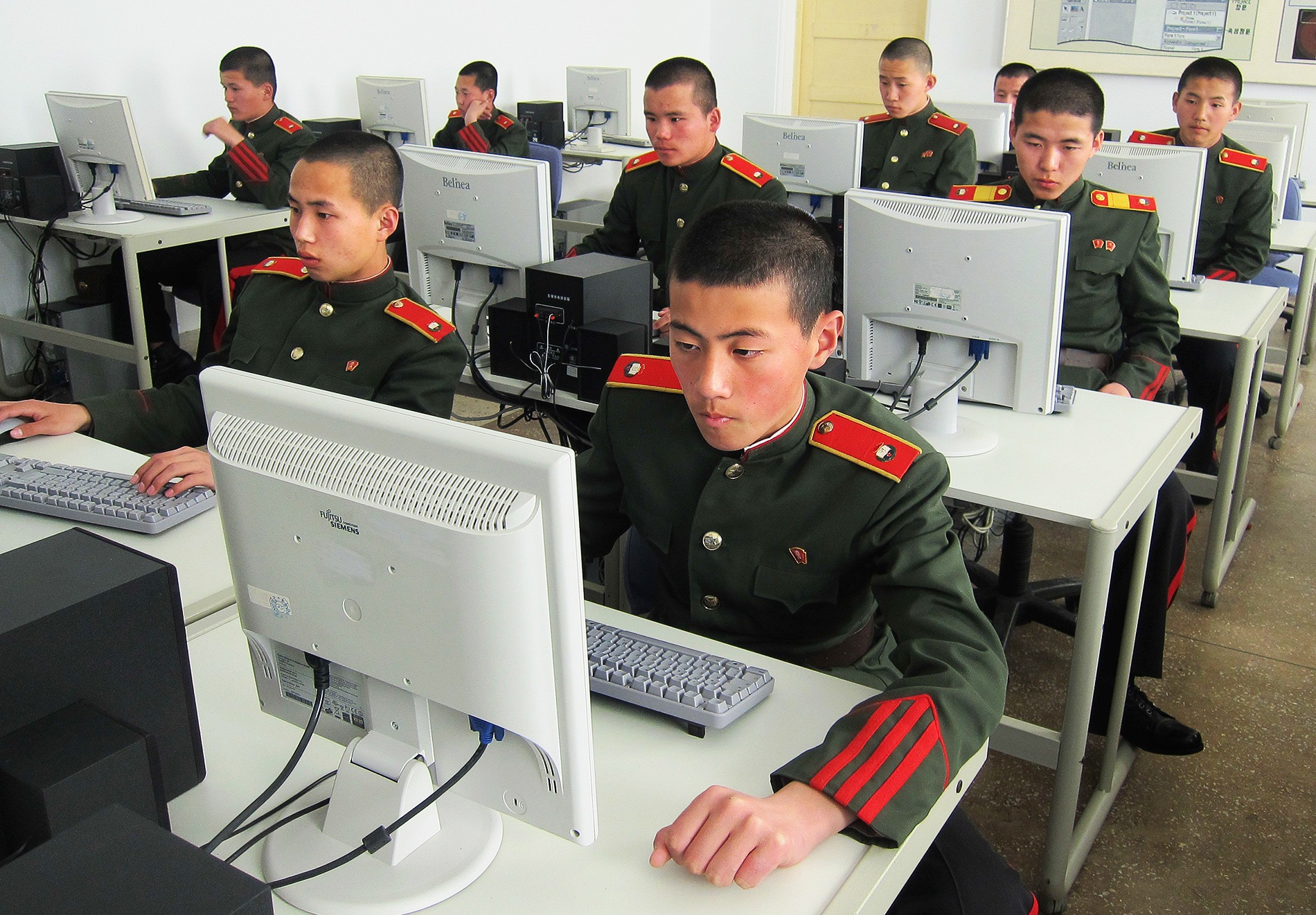 lop hoc o trieu tien anh 2