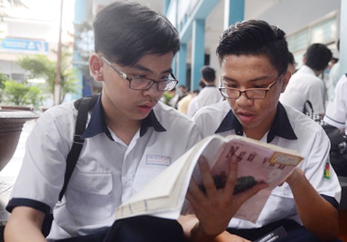 Diem moi tuyen sinh dau cap o Sai Gon hinh anh