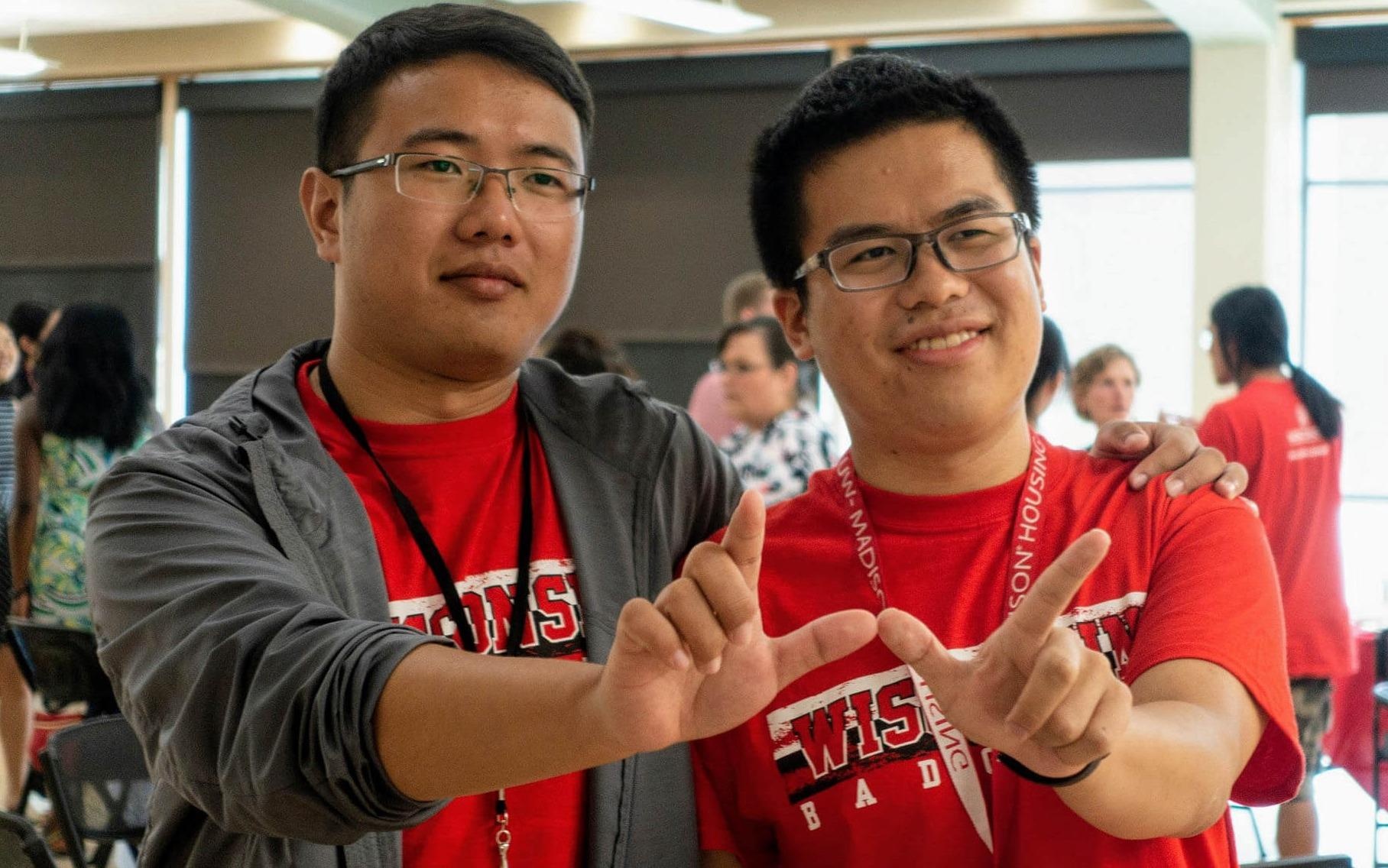 Truong dai hoc gay tranh cai vi quy dinh cam sinh vien uong ruou hinh anh