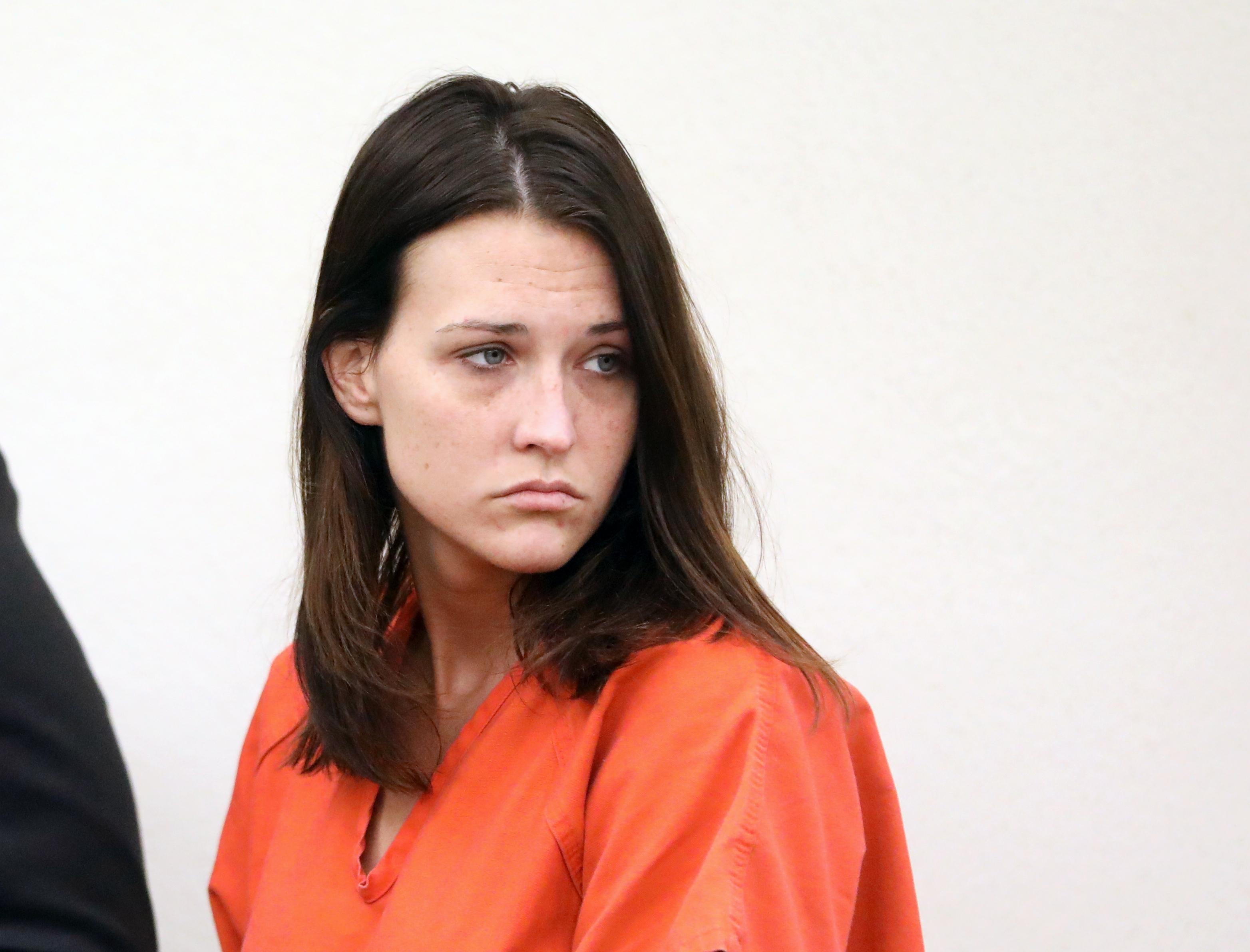 cô giáo quan hệ tình dục với học sinh ảnh 2 co giao quan he tinh duc voi hoc sinh anh 2