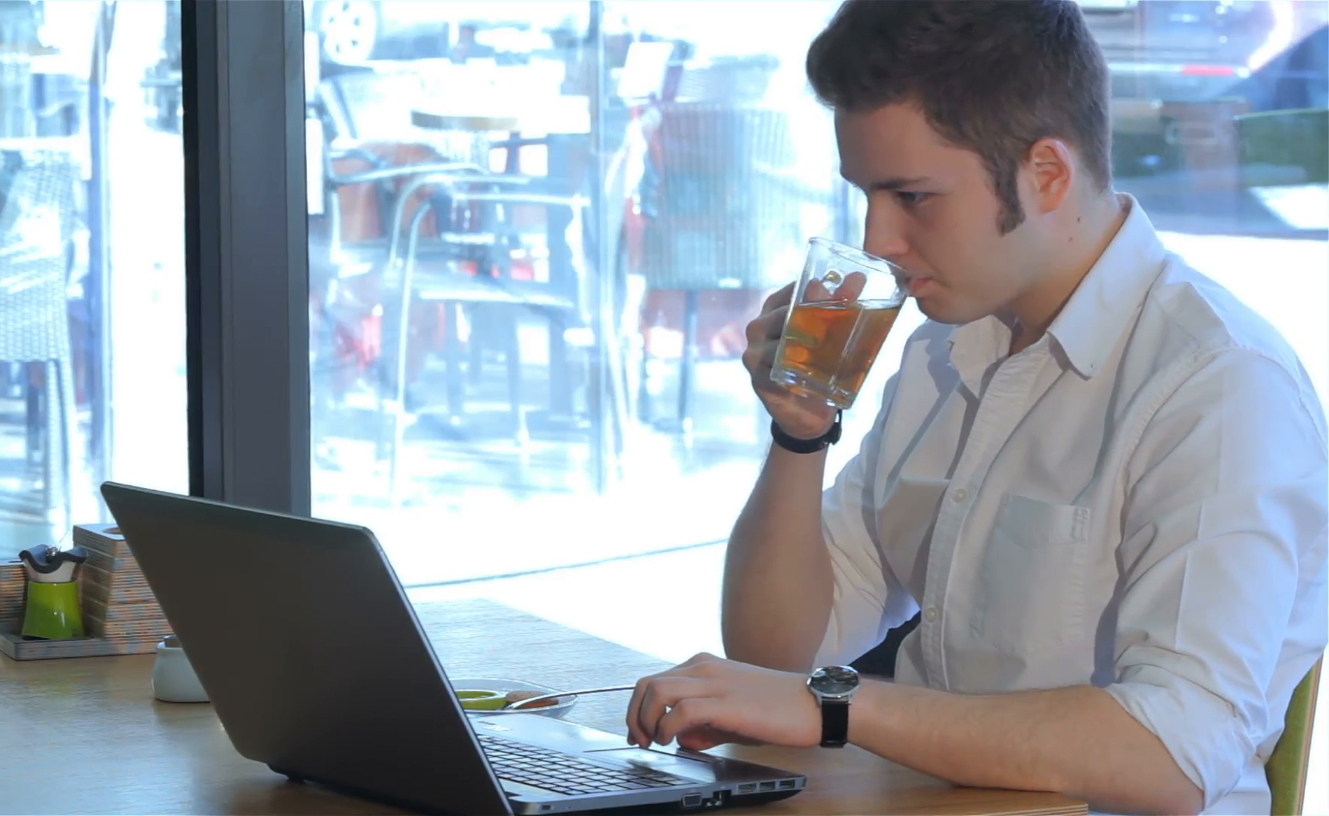 cong viec luong cao anh 6