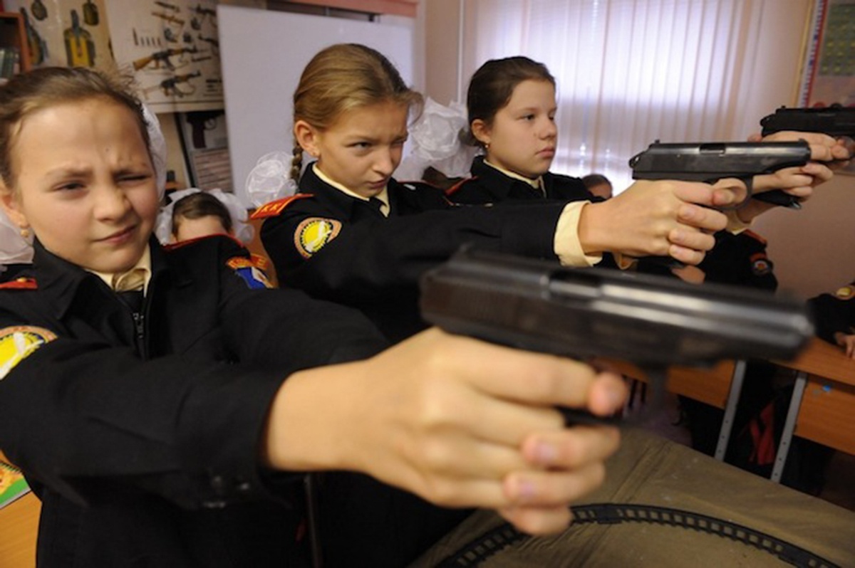 truong quan doi cho nu anh 3