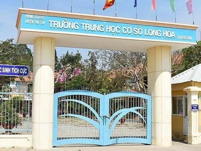 Thong tin thay giao danh hoc sinh veo cot song la hu cau hinh anh