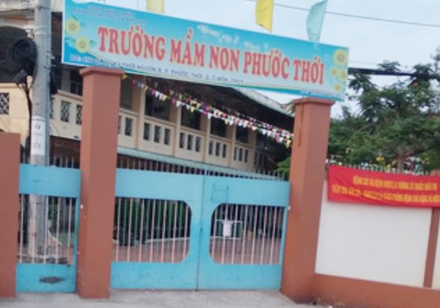 Su that truong mam non bi to cho tre an san moc, khoai tay len mam hinh anh