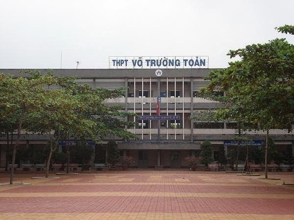 Giao vien kien hieu truong anh 1