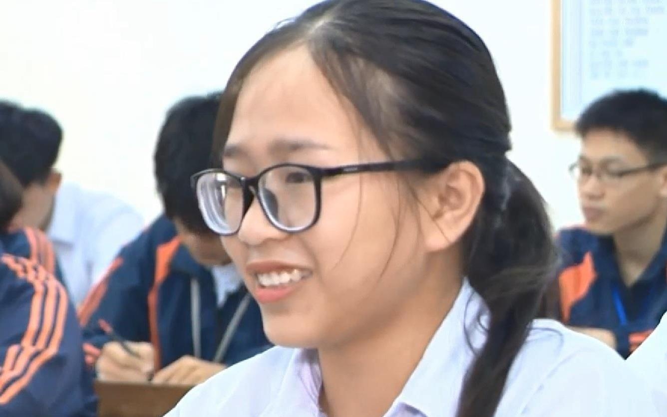 Thi sinh bat dau dang ky thi THPT quoc gia 2019 hinh anh