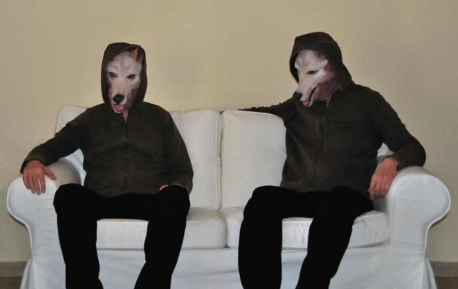 benh khien con nguoi tuong minh la cho anh 1