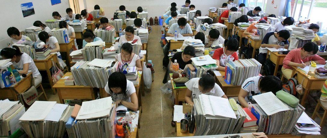 hoc sinh on thi lop 10 anh 2