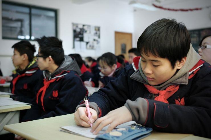 hoc sinh on thi lop 10 anh 4