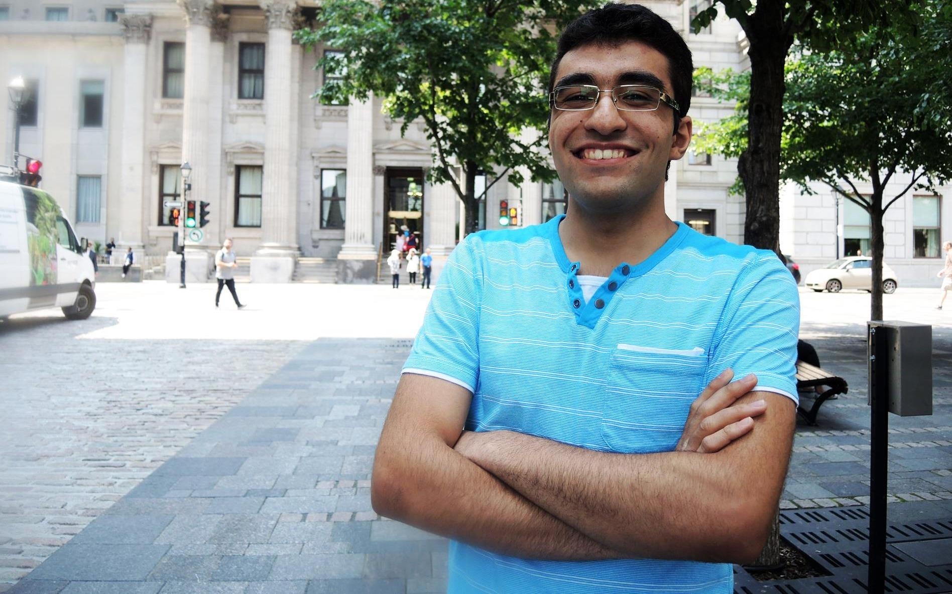 Chang trai 20 tuoi biet 19 ngon ngu nho tu hoc hinh anh