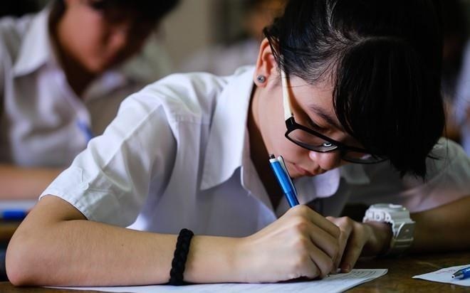 De Ly vao lop 10 THPT chuyen Su pham duoc danh gia dai va kho hinh anh