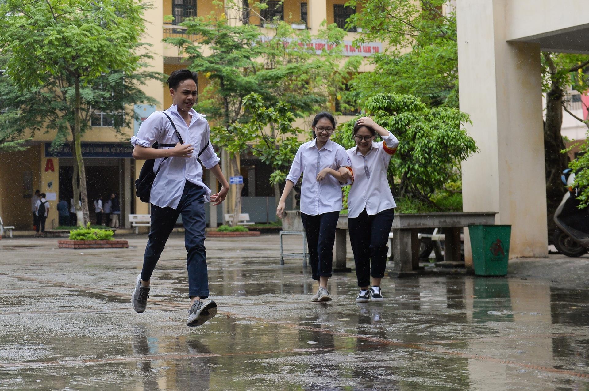 thi vào lớp 10 ở hà nội ảnh 1 thi vao lop 10 o ha noi anh 1