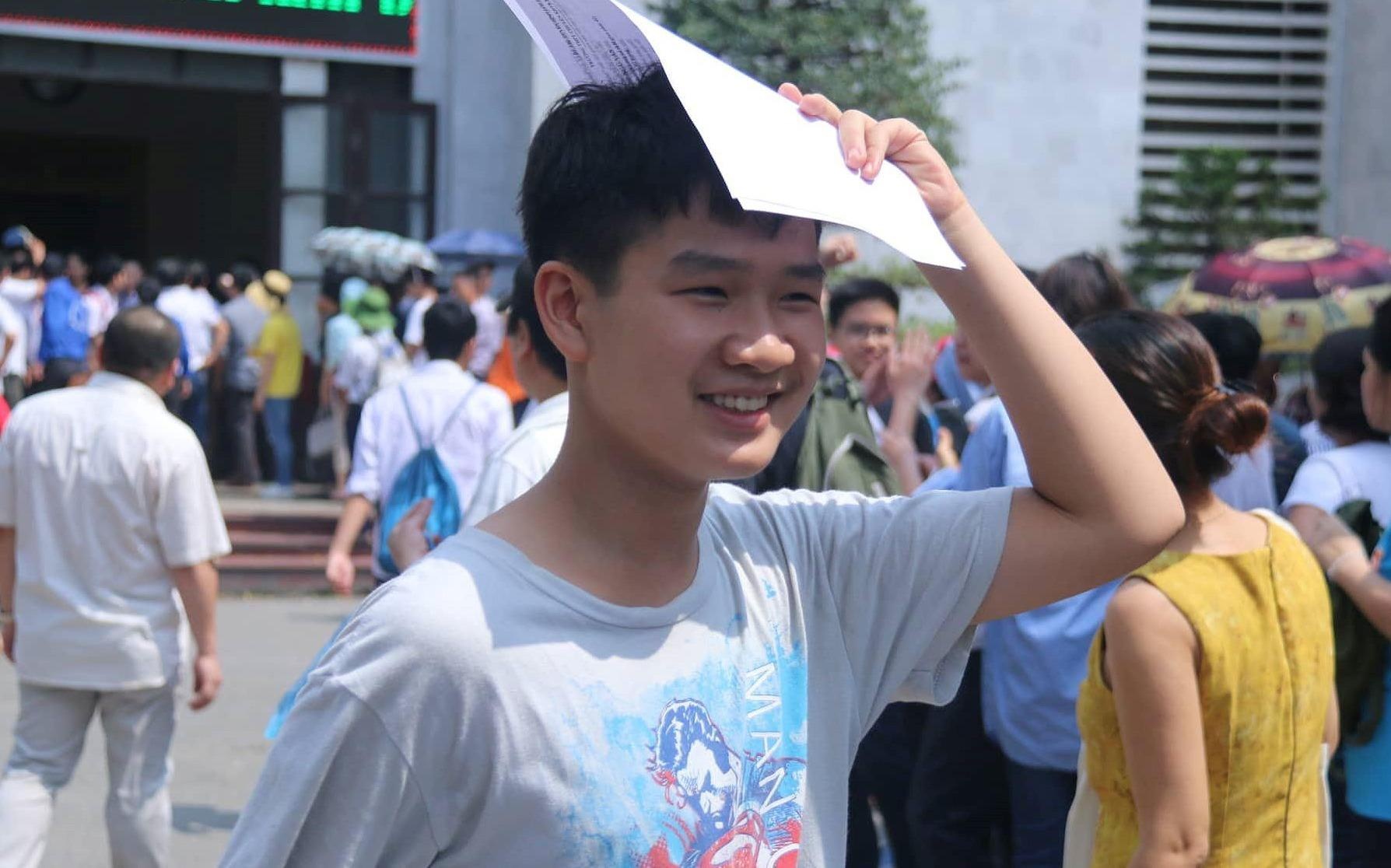 Hoc sinh hoang loan vi ky vong cua cha me hinh anh