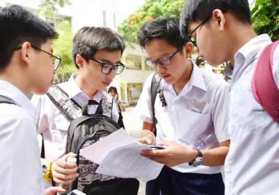 Điểm chuẩn lớp 10 ảnh 1 Diem chuan lop 10 anh 1