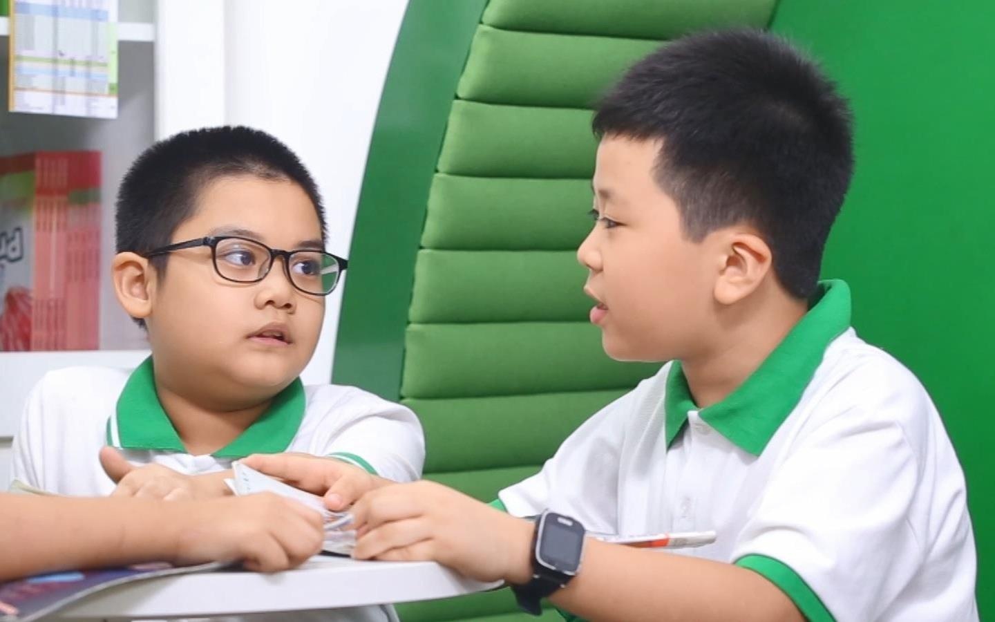 Hoc tieng Anh chuan quoc te voi chuong trinh he cho hoc sinh mau giao hinh anh