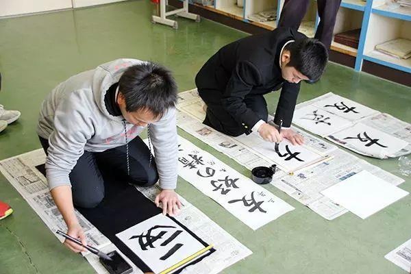 Ngôi trường chỉ có một học sinh ảnh 2 Ngoi truong chi co mot hoc sinh anh 2