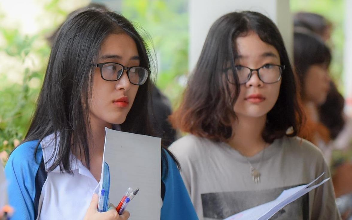 Bai giai de thi mon Toan ma 108 hinh anh