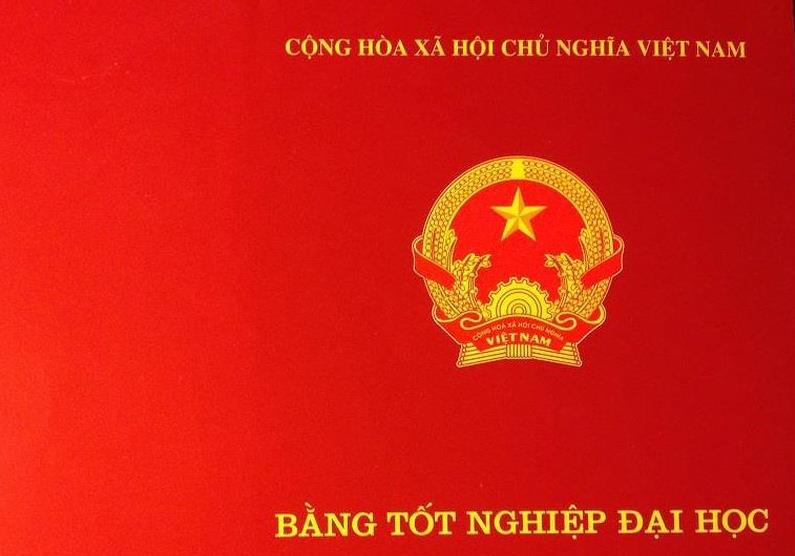 Bang dai hoc chinh quy va tai chuc co gia tri nhu nhau tu thang 7 hinh anh