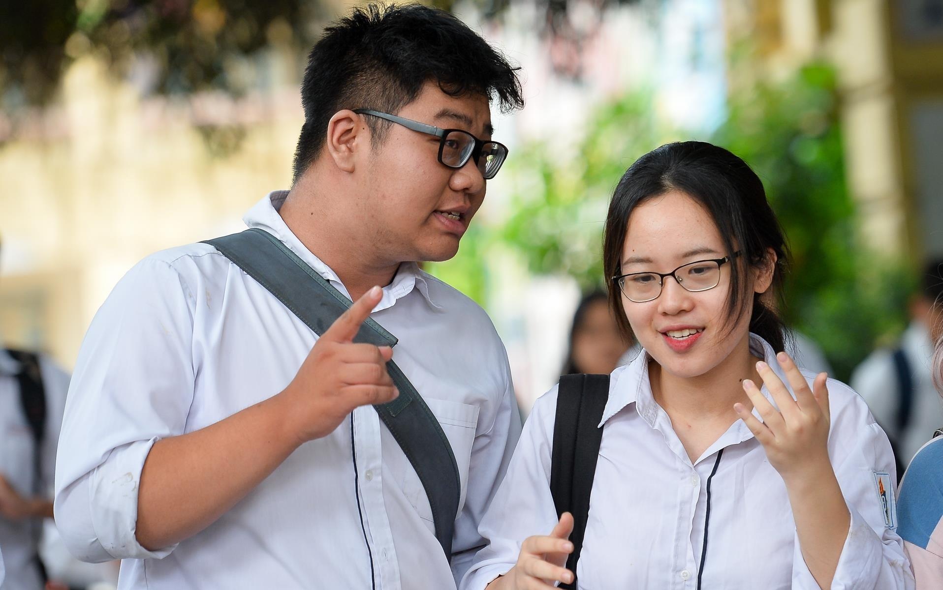 25 diem co do nganh Cong nghe Thong tin cua DH Bach khoa Ha Noi? hinh anh