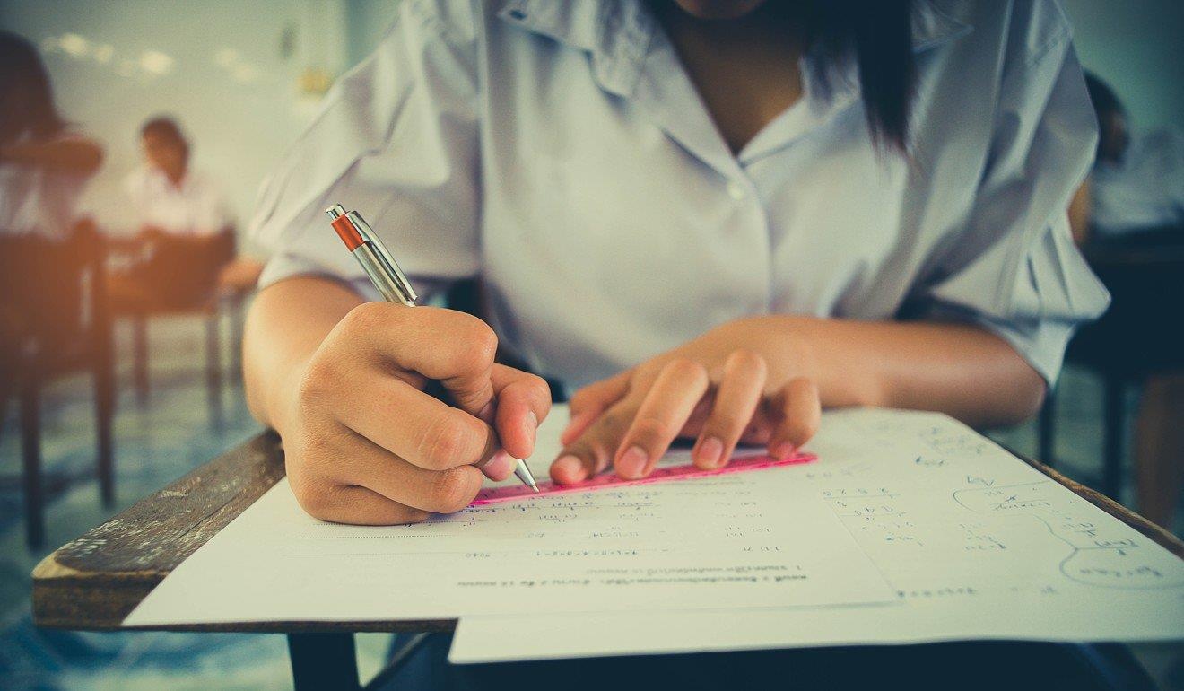 hoc sinh dieu tri tam ly anh 2