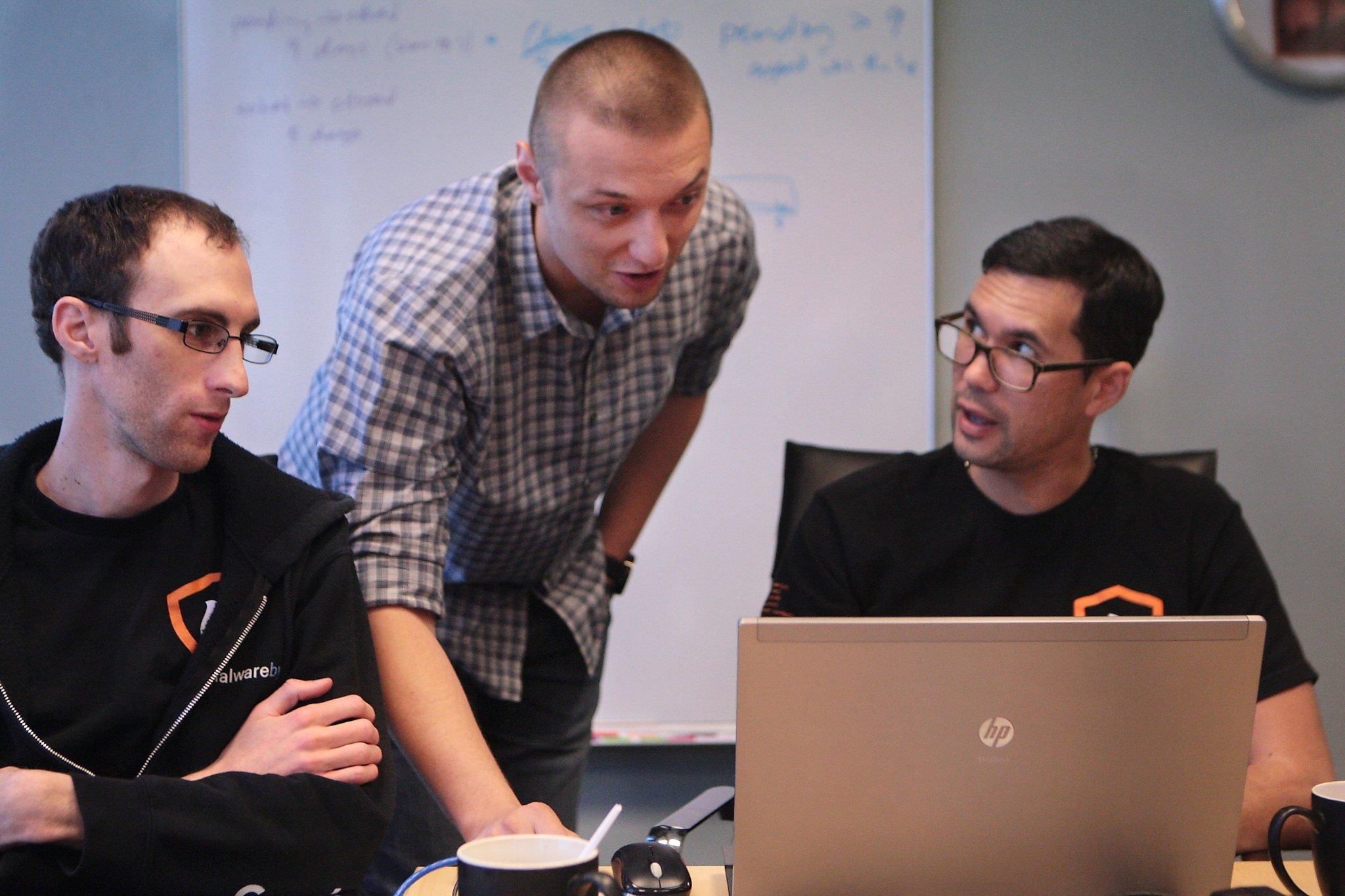 triệu phú đi học để chiều mẹ ảnh 2 trieu phu di hoc de chieu me anh 2