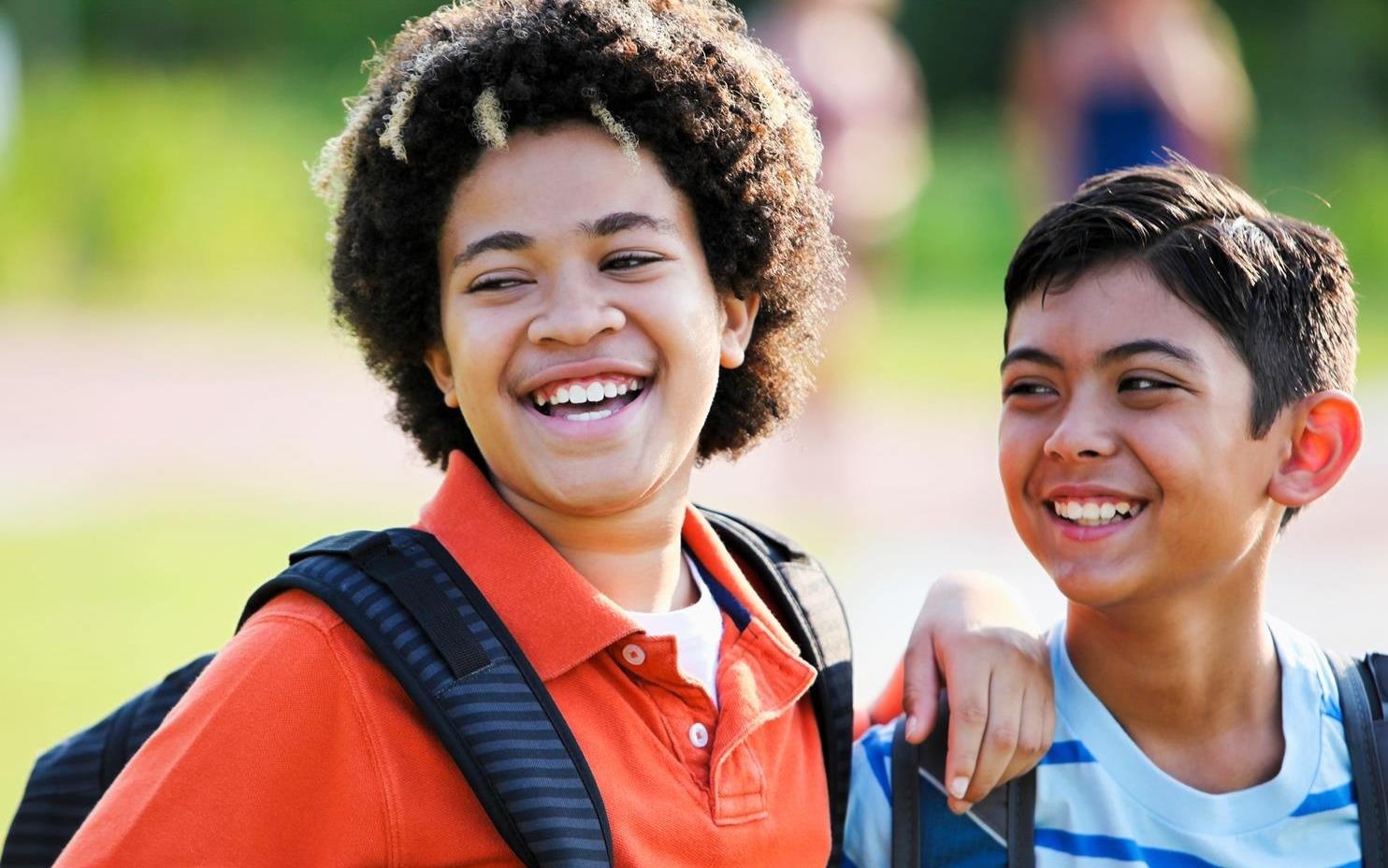 Cau do hai cau be den truong danh lua nguoi giai hinh anh