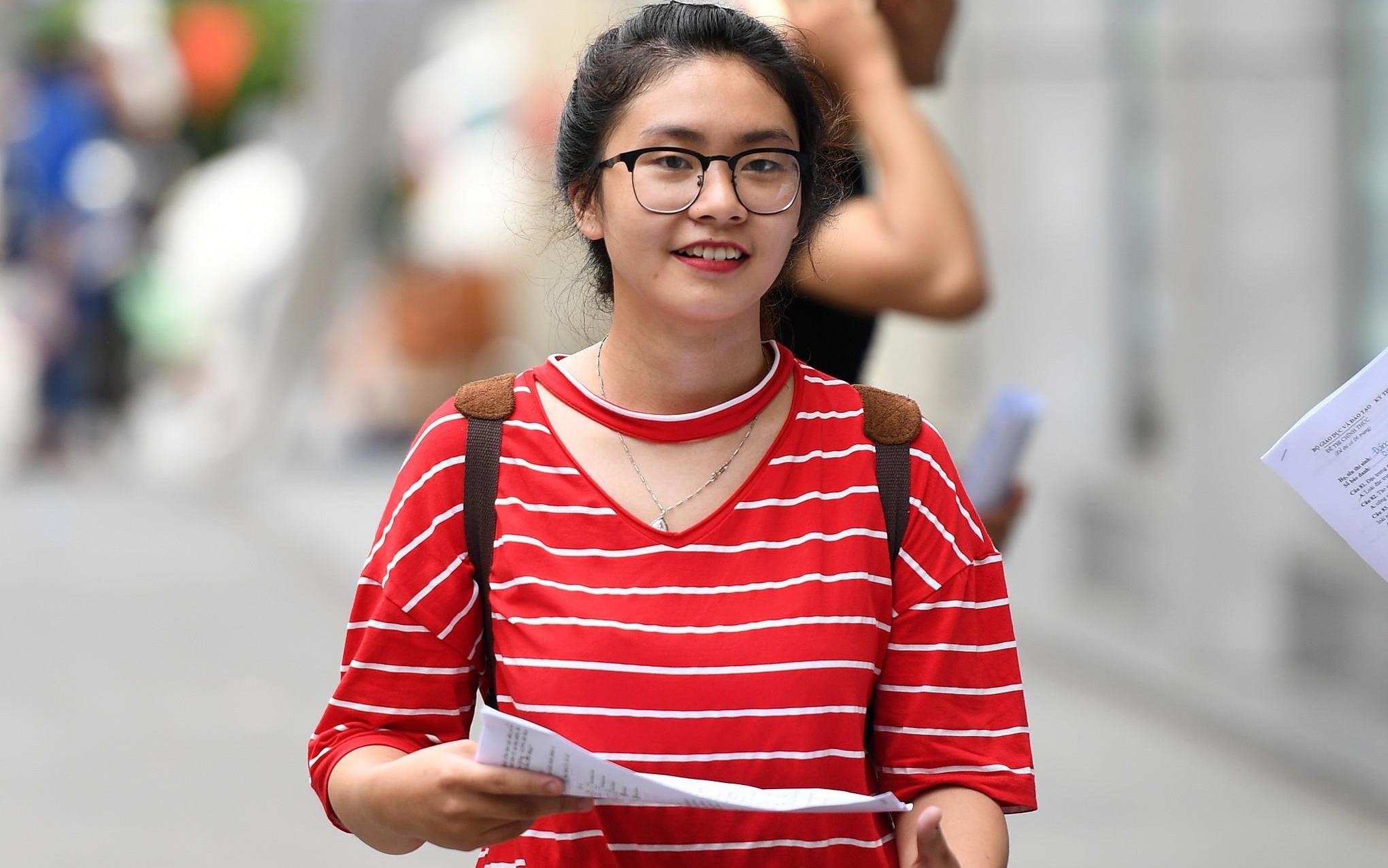 DH Thang Long lay diem chuan cao nhat la 21,6 hinh anh
