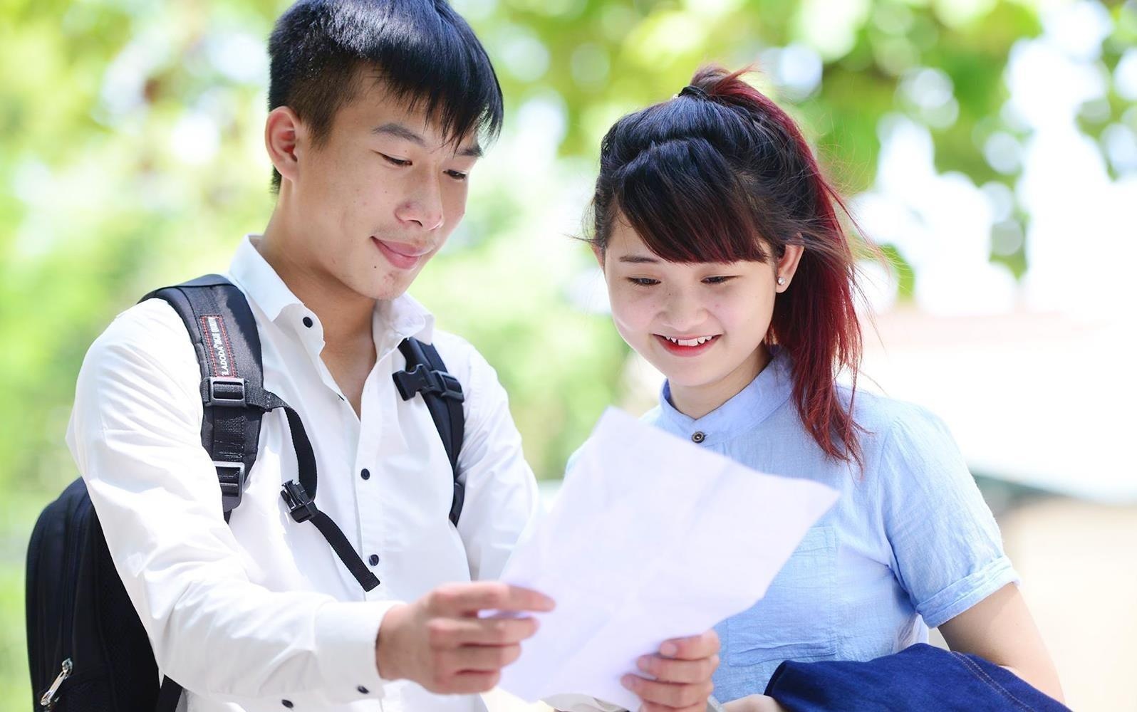 HV Ky thuat Mat ma cong bo diem chuan he thu hoc phi hinh anh