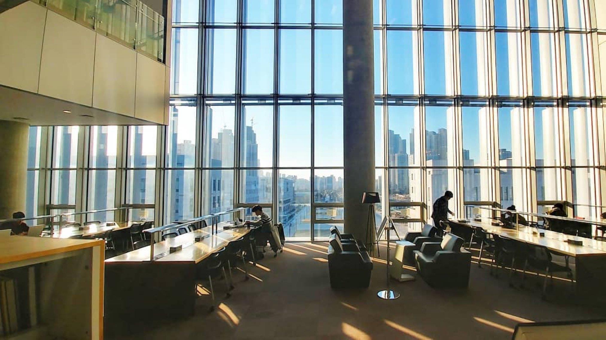 Khuon vien dep nhu tranh cua DH Yonsei anh 8