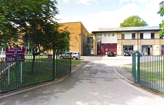 trường yêu cầu học sinh viết thư tuyệt mệnh ảnh 1 truong yeu cau hoc sinh viet thu tuyet menh anh 1