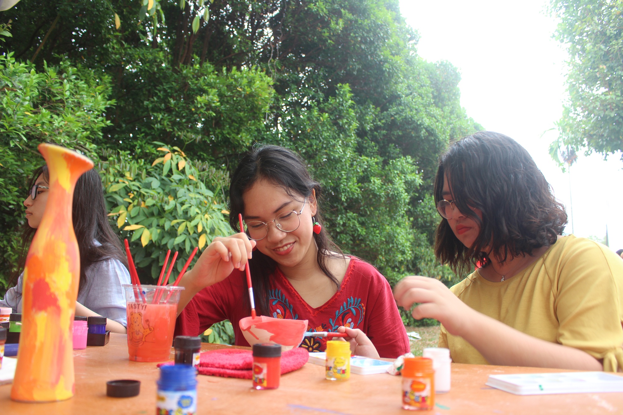 du hoc sinh di de tro ve anh 4