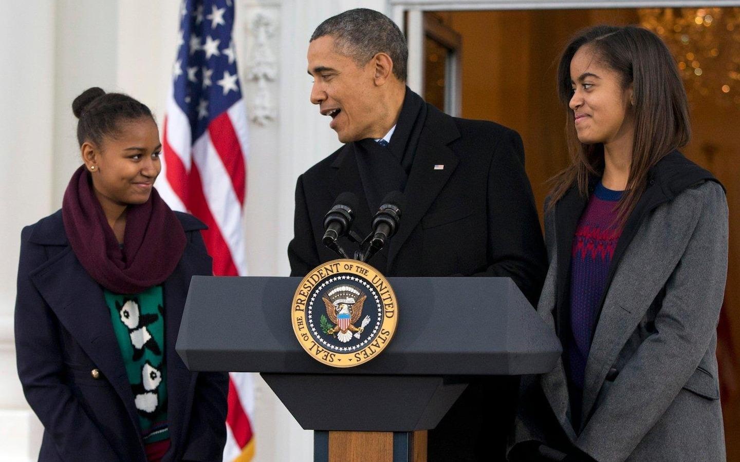 Ong Obama chia se hoc ky nang lanh dao tu viec day con gai hinh anh