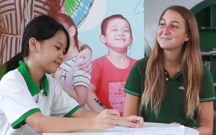 Hoc tieng Anh cung nhung chia se cua nguoi nuoc ngoai tai Viet Nam hinh anh