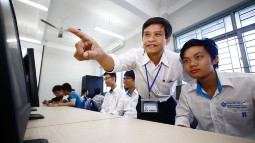 sinh viên chấm điểm giáo viên ảnh 1 sinh vien cham diem giao vien anh 1