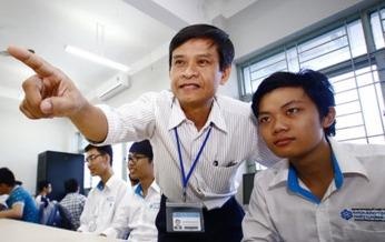 Danh gia nguoc hinh anh