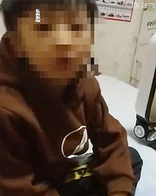 giao vien mam non ep tre anh 1