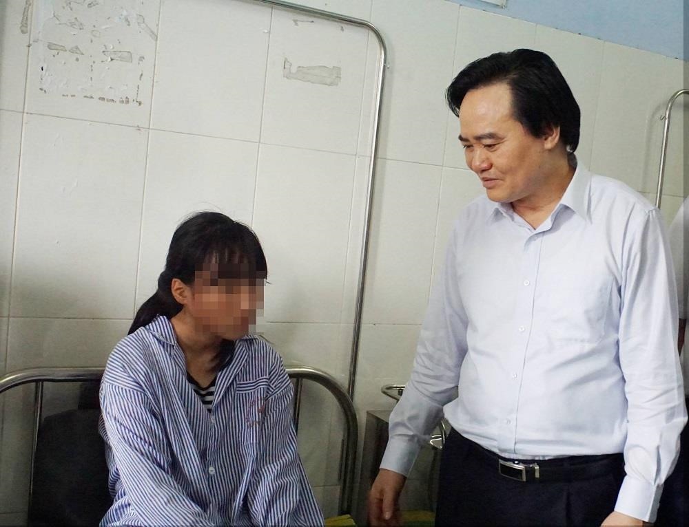 nữ sinh hưng yên bị đánh hội đồng ảnh 1 nu sinh hung yen bi danh hoi dong anh 1