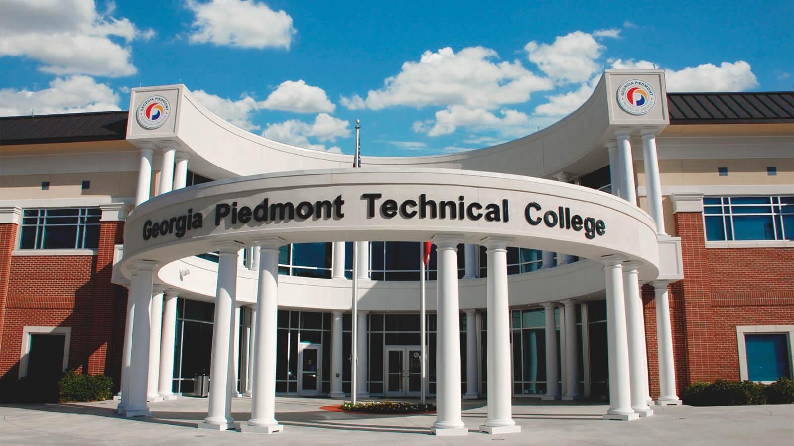 truong day nghe tot nhat anh 1