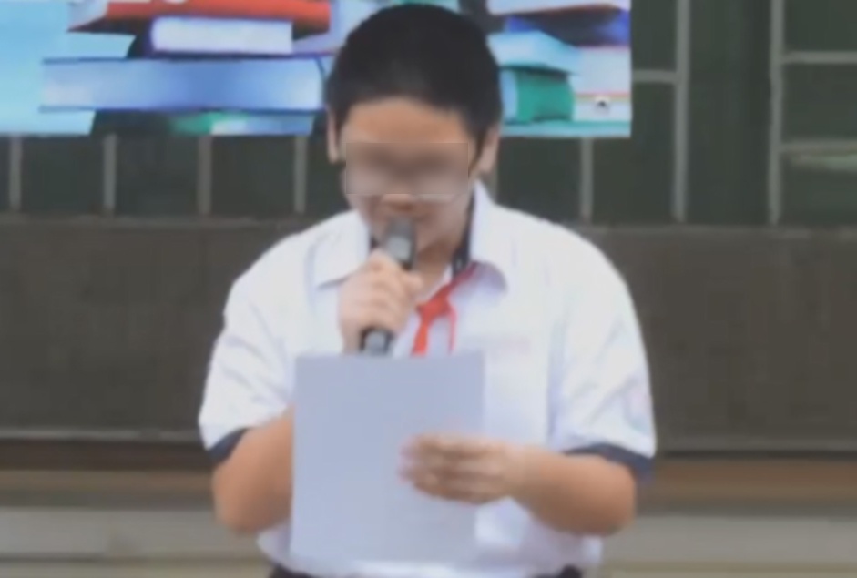 Truong nhan sai vi dua video nam sinh xin loi nhom nhac BTS len mang hinh anh